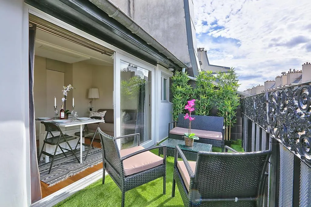 Luxury At Notre Dame Apartment Paris