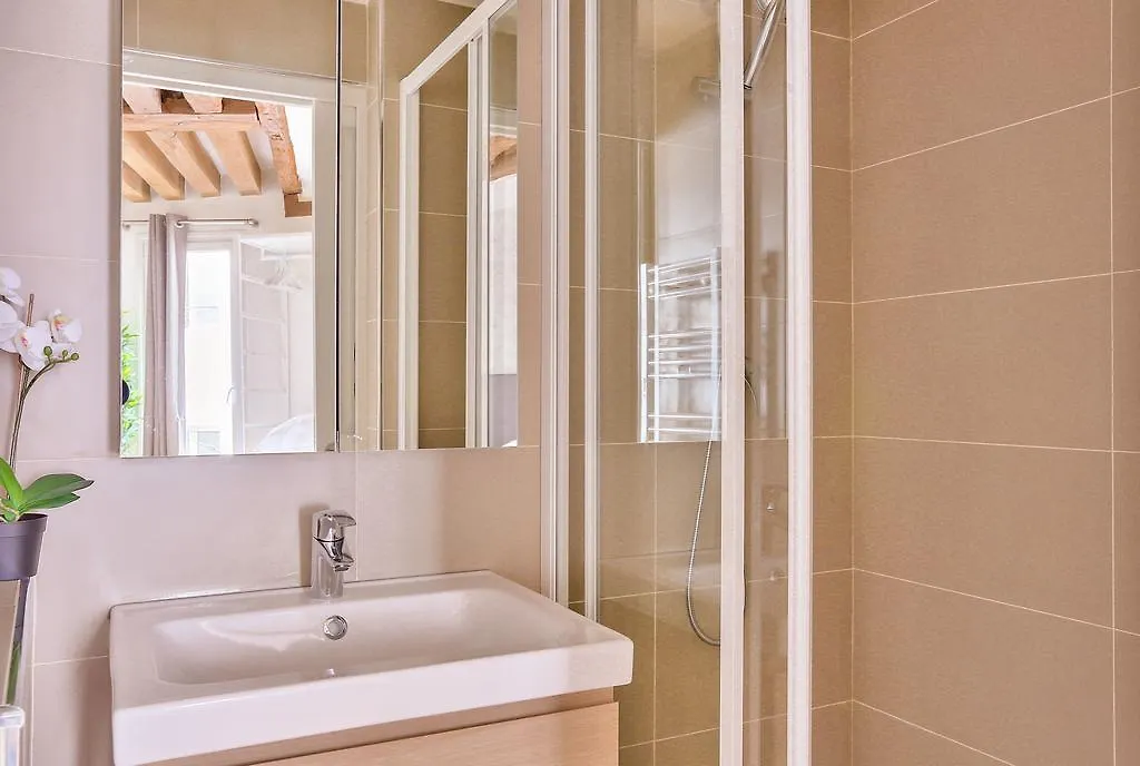 Apartment Luxury At Notre Dame