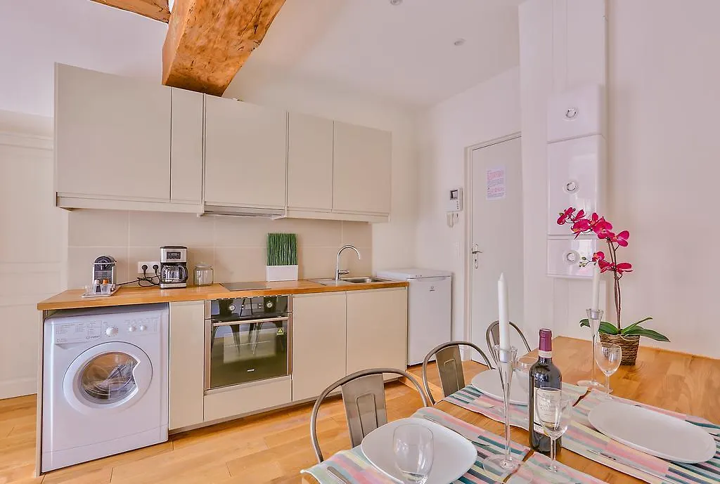 Apartment Luxury At Notre Dame Paris